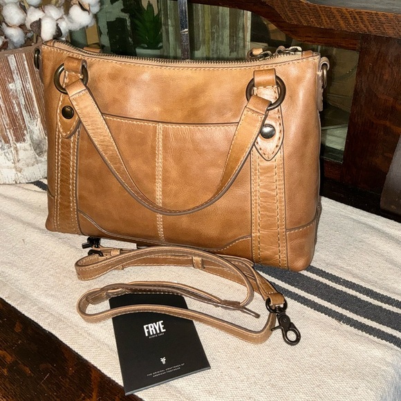 NWOT Frye Melissa Leather Medium Crossbody Satchel Beige Brown Retail $328 - Picture 6 of 13